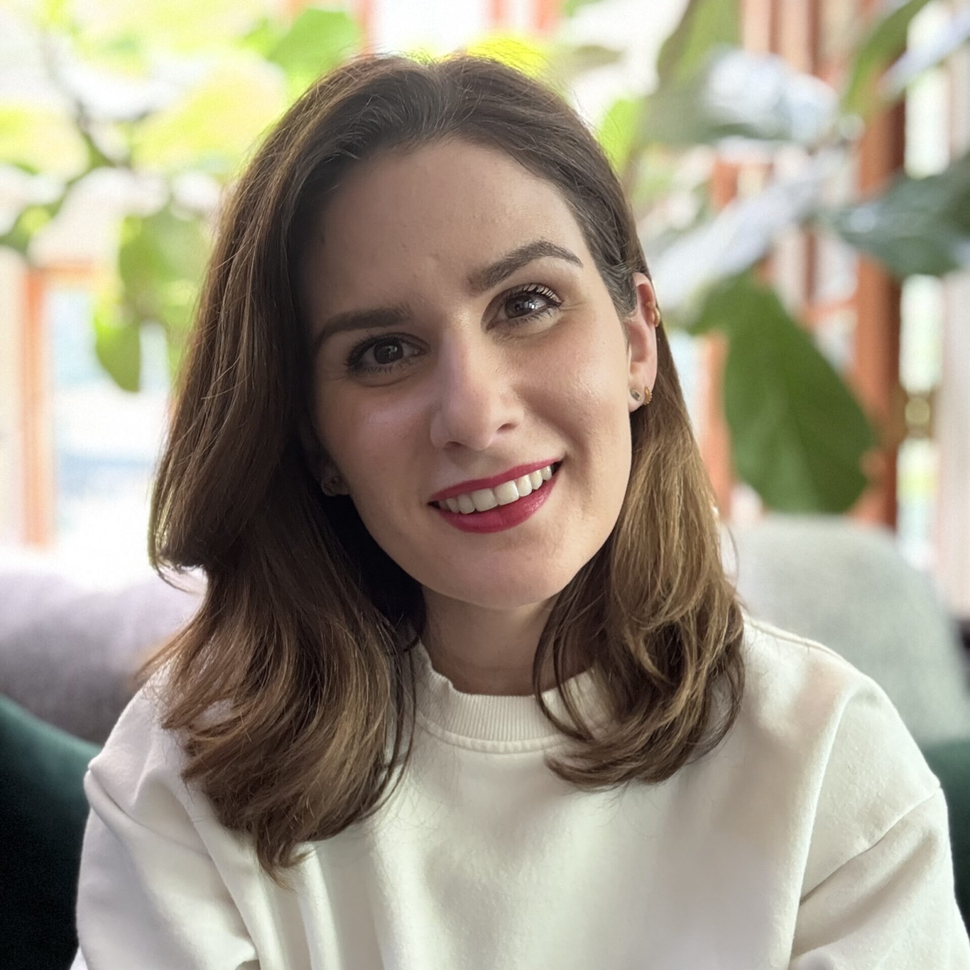 Aubrey Bodt, licensed art therapist and founder of TendWell Therapy, providing virtual therapy for mothers navigating postpartum rage, overwhelm, and identity shifts.